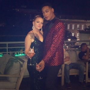 Meet your Posher, O-shay